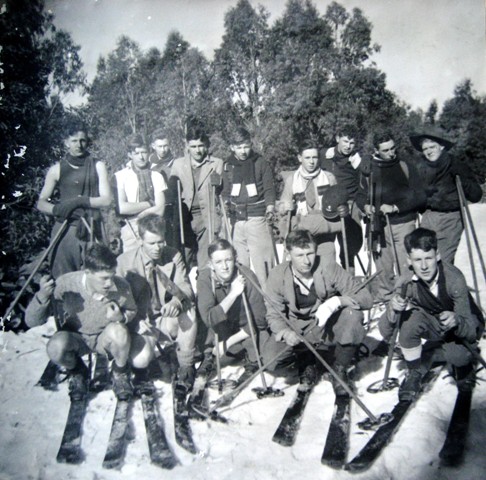 College Group Donna Buang and Ben Cairn, 1935.